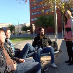Sol busca universitarios en Valencia para follar con ellos. Cazatolas 1.0