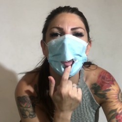 This is how Lily eats up dicks with her mask on