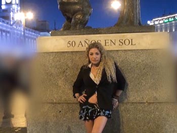 Almost 50, her whim is a 18 years old TWINK!!! Vanesa: Would you stick a plug inside yourself in the middle of the street? Who's talking about limits?
